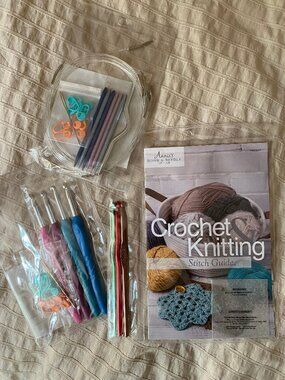 Annie's Stitch Guide & Crochet Hook Accessory Destash Bundle Lot New
